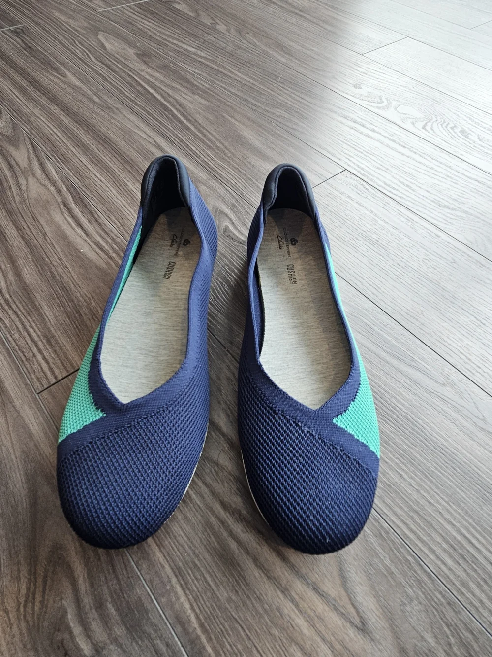 Clarks Cloudstepper Cushion Soft Two-Tone Flats